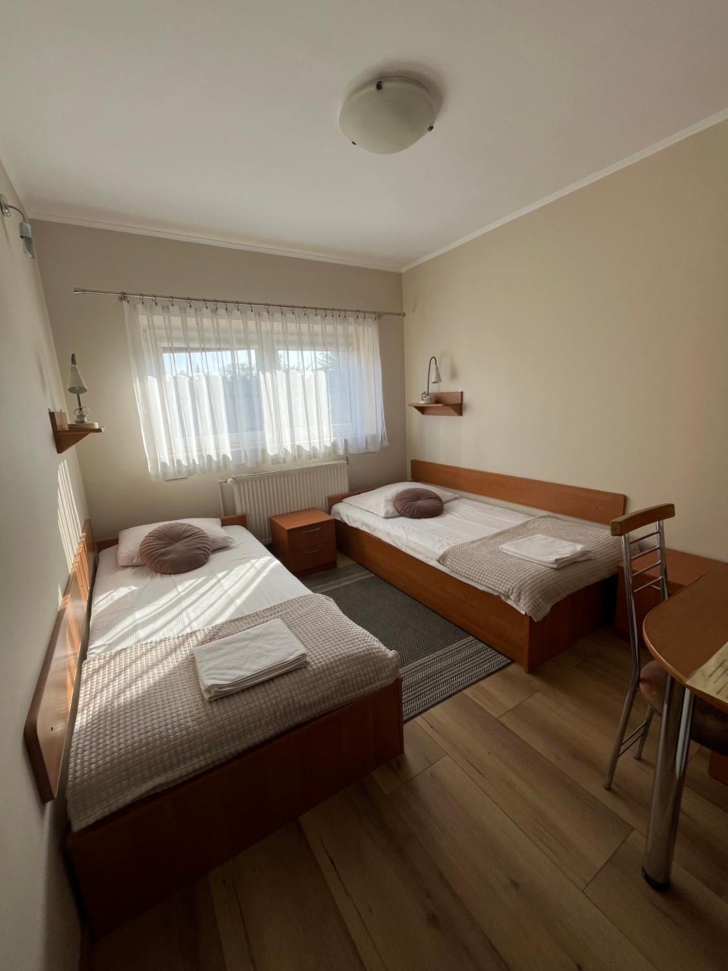 Dom Kolping Hostel Krasków Exterior foto